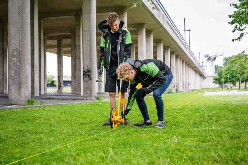 beest links ontsnappen Fietsenrek model EVENT® - Fietsparkeren